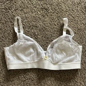 Chantelle White Sheer Lace Unlined Bra
